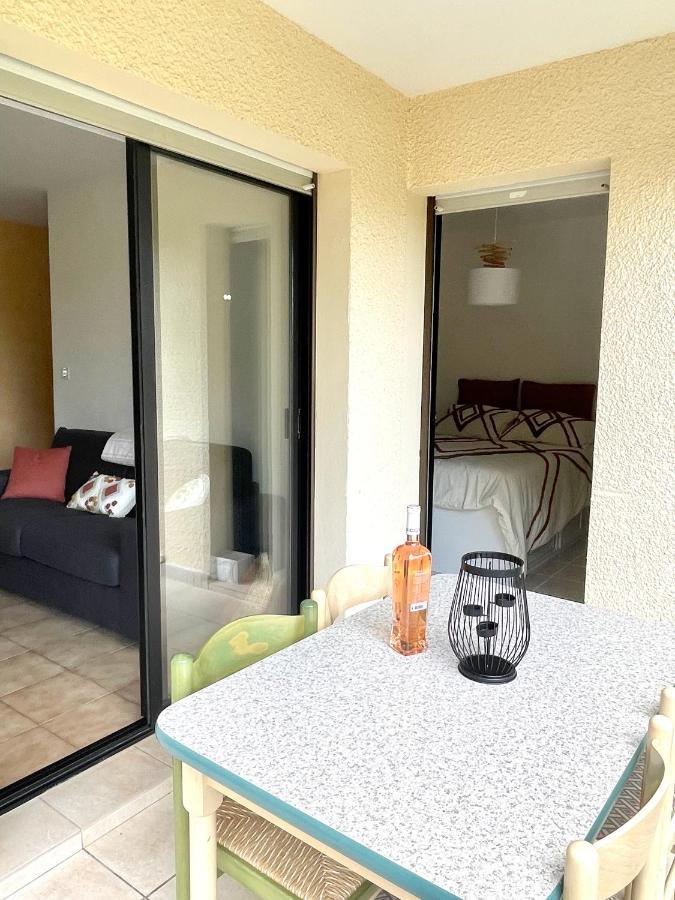 Appartement Plage Et Nature Saint-Raphaël Екстериор снимка