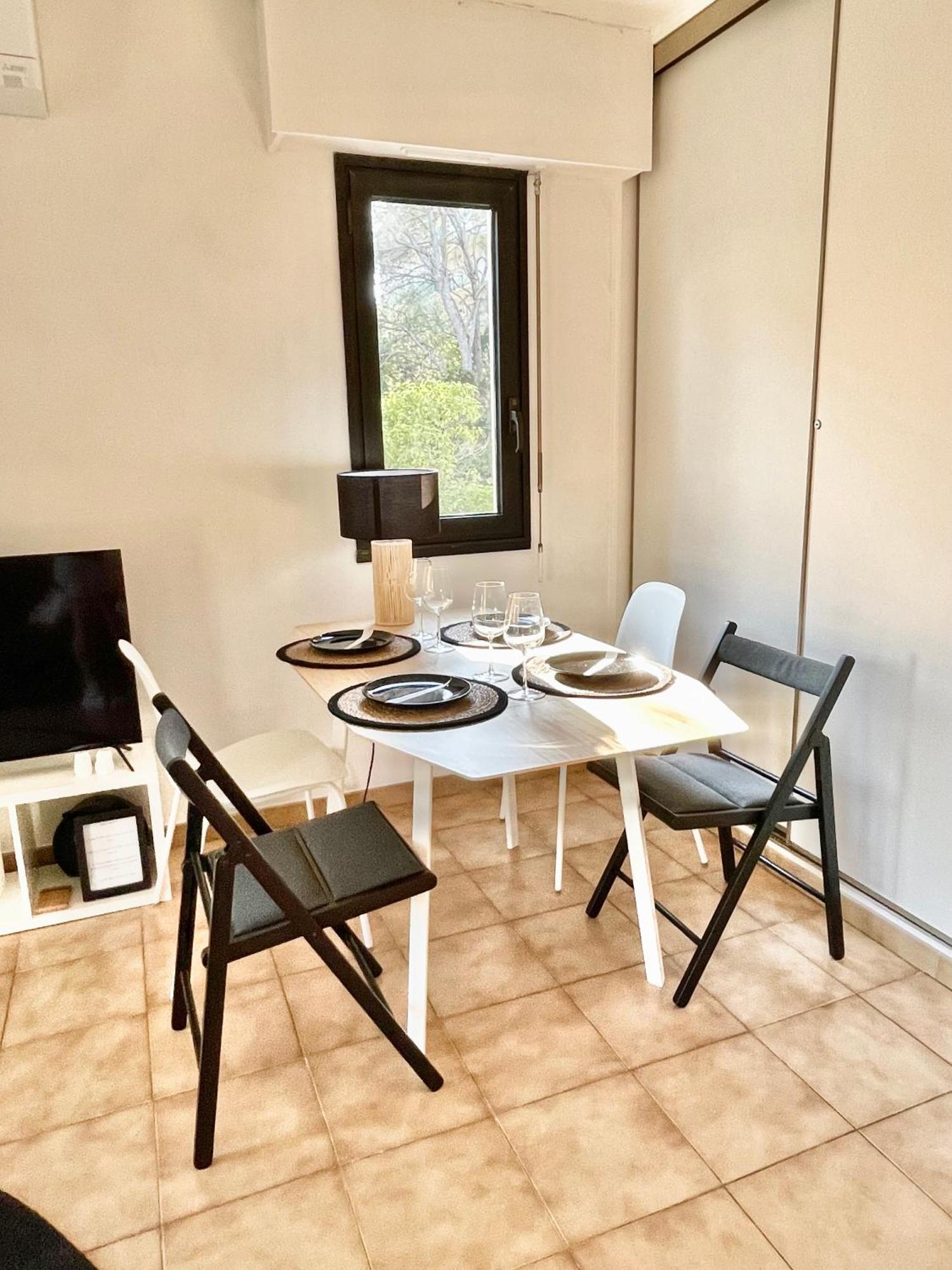 Appartement Plage Et Nature Saint-Raphaël Екстериор снимка