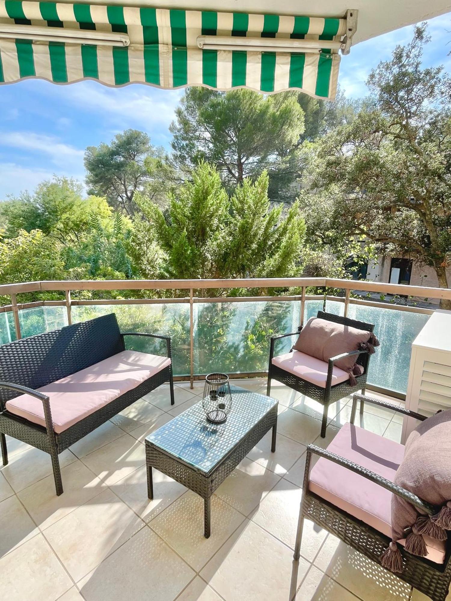 Appartement Plage Et Nature Saint-Raphaël Екстериор снимка